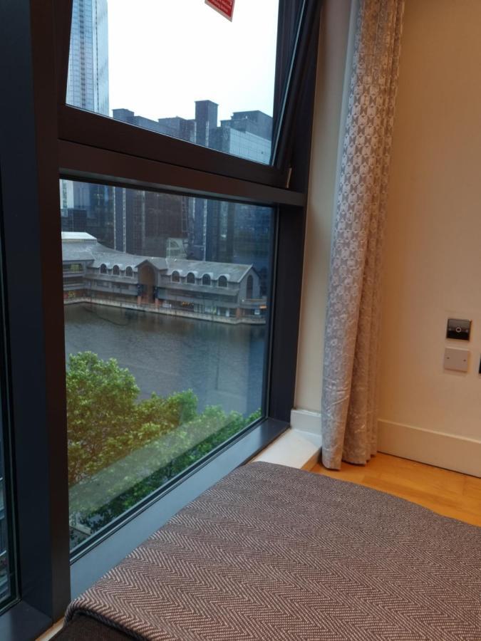 לונדון Luxury Waterside Apartment Canary Wharf מראה חיצוני תמונה