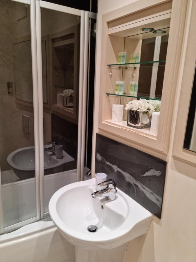 לונדון Luxury Waterside Apartment Canary Wharf מראה חיצוני תמונה